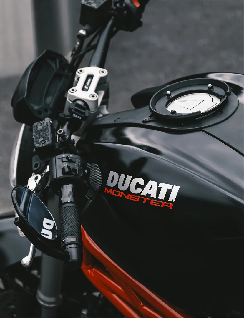 Close Up Ducati